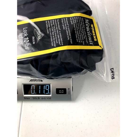 MIRACLESUIT NEW Madero Underwire One Piece Swimsuit Blue Size 24W Plus - Picture 8 of 8